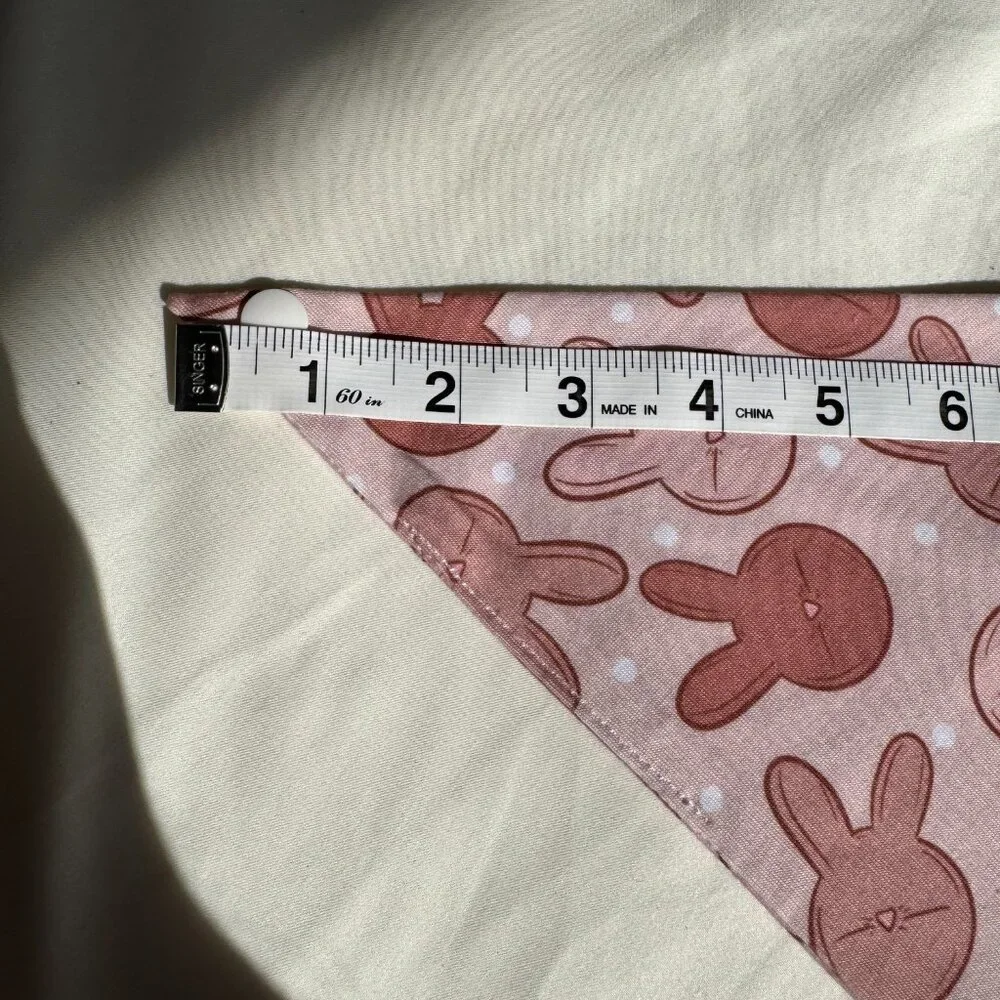 NWT Loic by Design Bunny Pattern Easter Dog Bandana, Pink, Size Medium